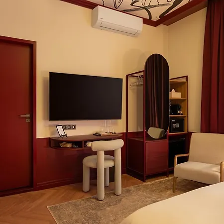 Twentyseven Boutique Hotel 4*