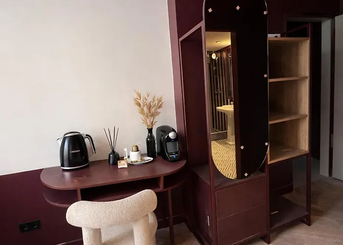 Twentyseven Boutique Hotel *